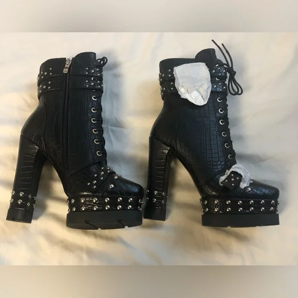 AZALEA WANG INDEPENDENT STUDDED CROC BOOTIES SIZE: 8.5 - Picture 4 of 11